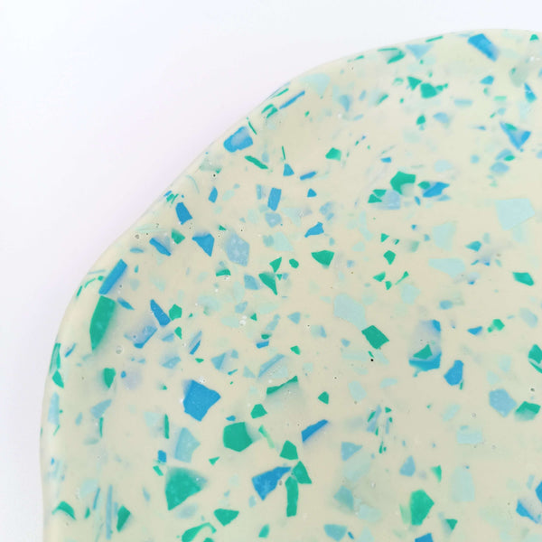 Pretty Things | Wavy Tray | Medium