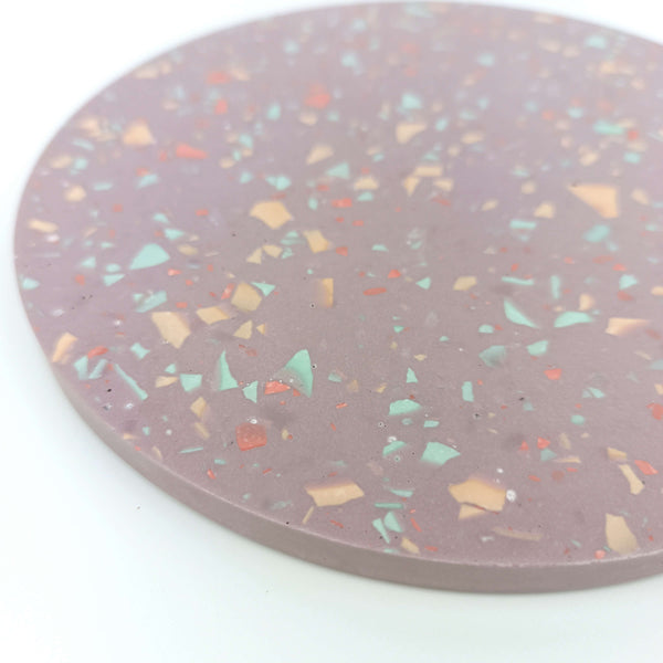 Pretty Things | Round Plate | Medium